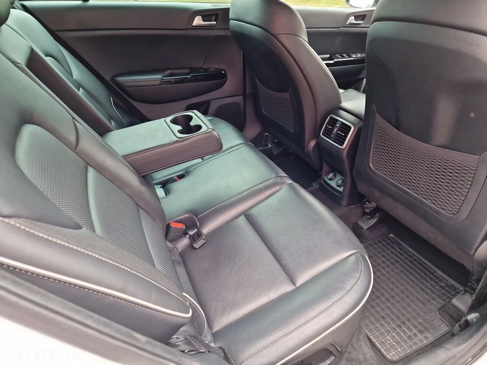 Kia Sportage 1.6 T-GDI L Business Line 4WD DCT - 17