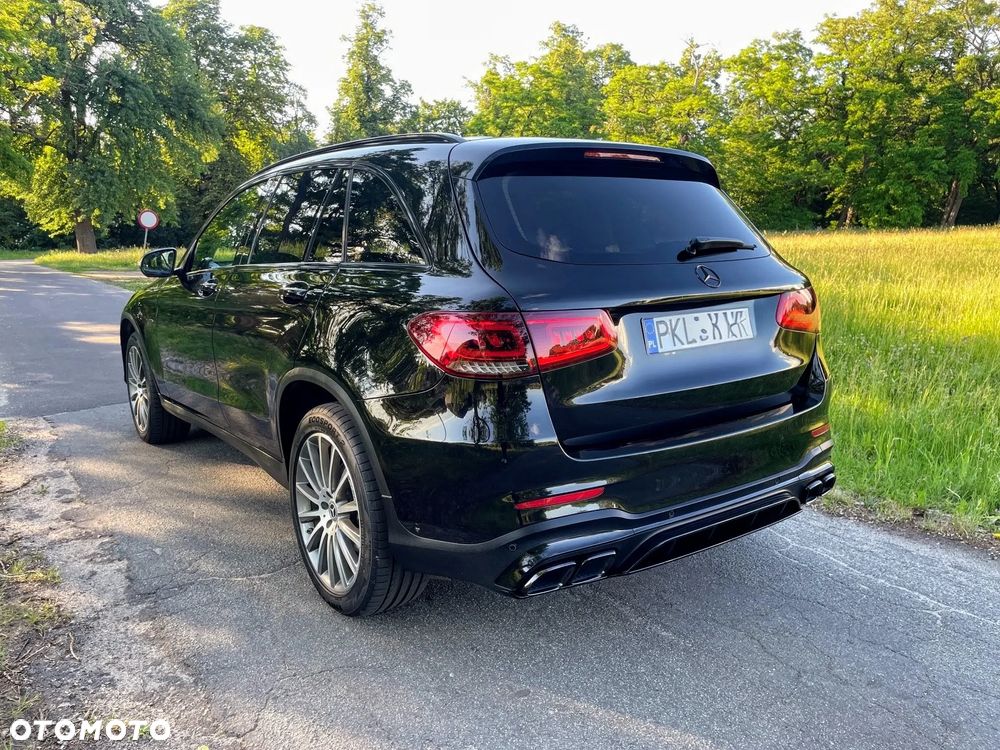 Mercedes-Benz GLC - 13