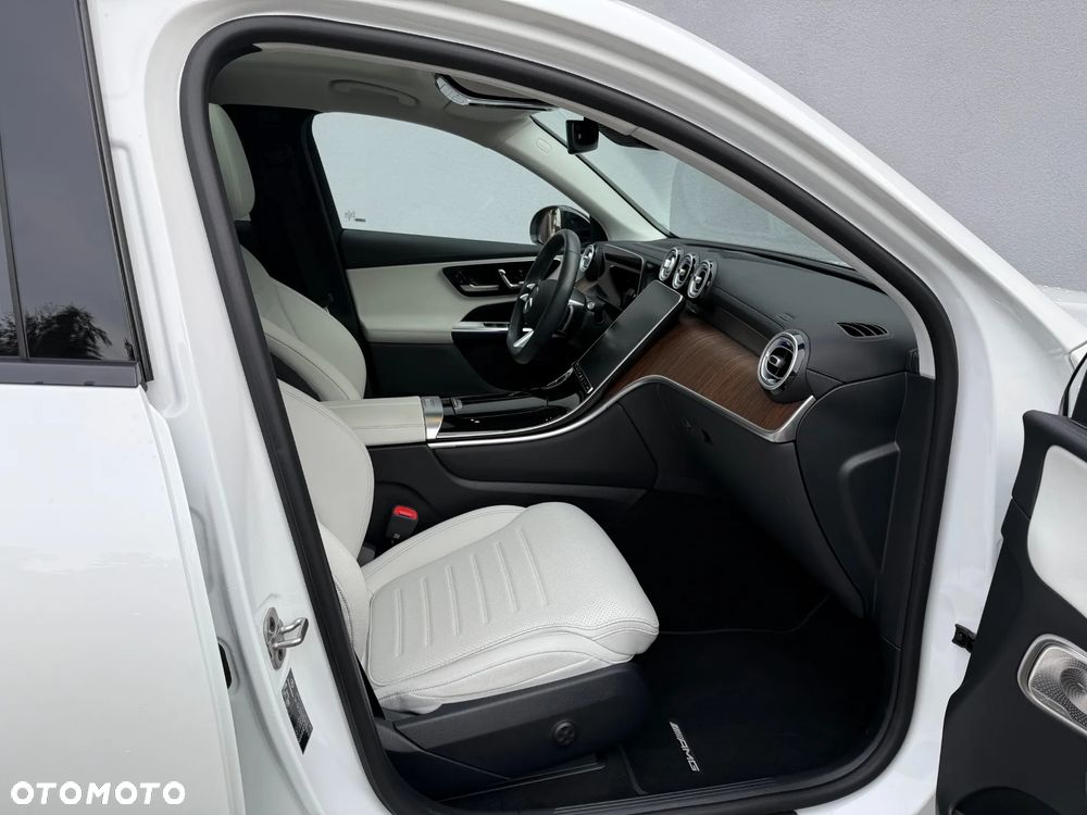 Mercedes-Benz GLC - 9