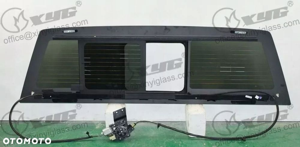 SZYBA TYLNA FORD F150 2015-2020 Z OKIENKIEM - 1
