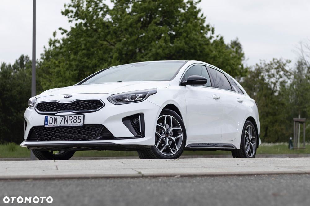 Kia ProCeed - 4