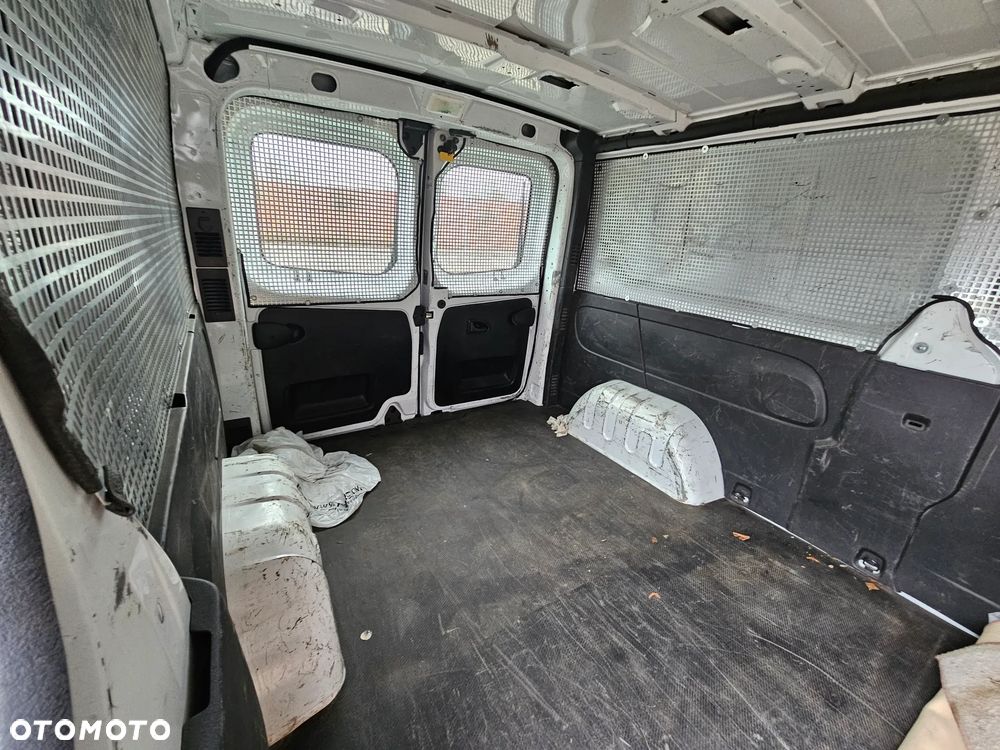 Opel VIVARO L2H2 - 11