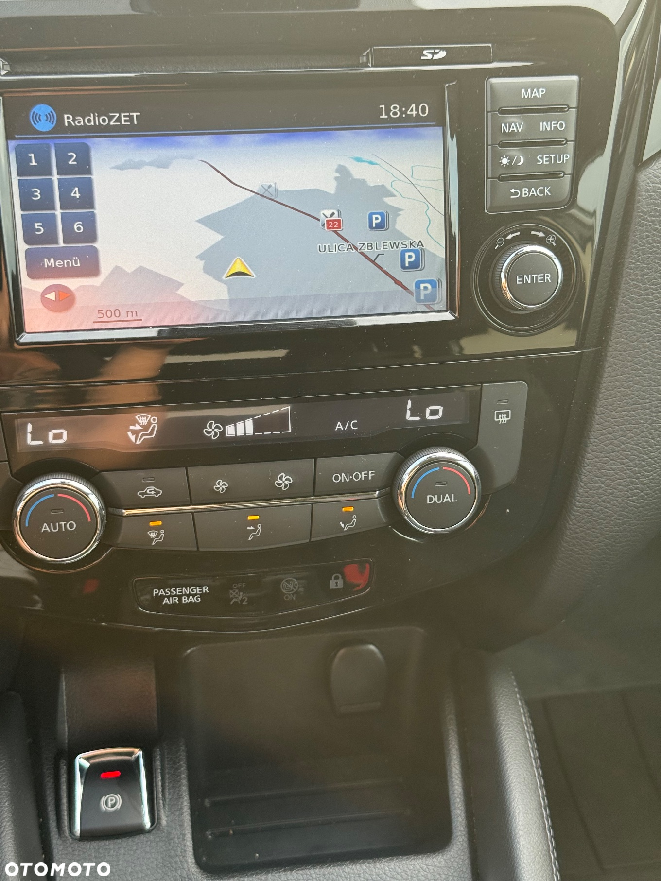 Nissan Qashqai 1.6 DIG-T Tekna - 23