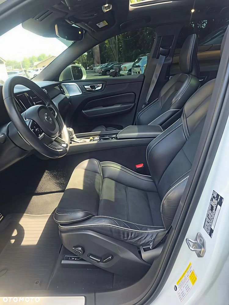 Volvo XC 60 - 8