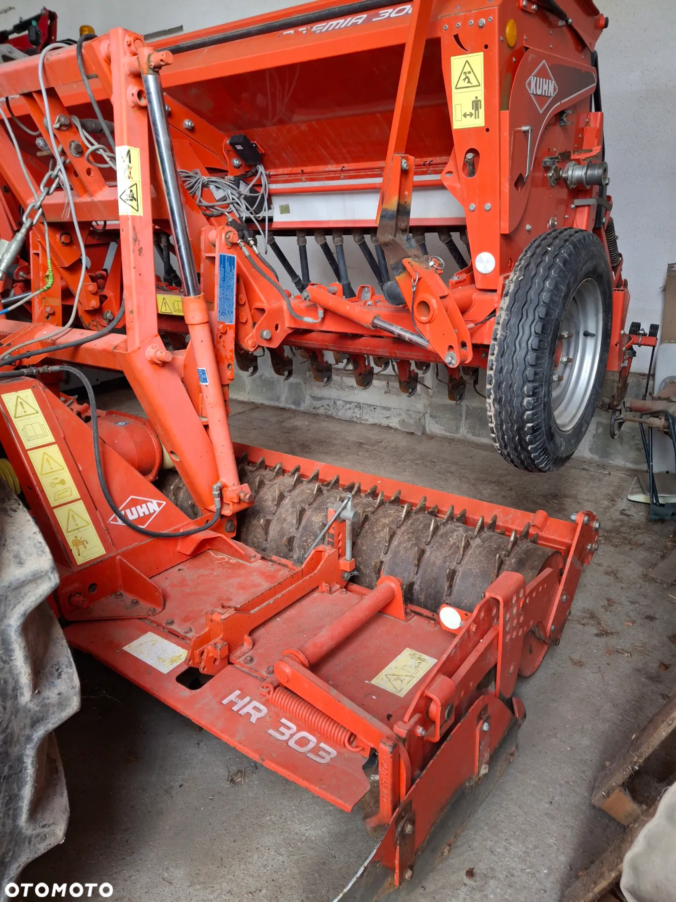 Kuhn HR303 +Premia 300 - 5