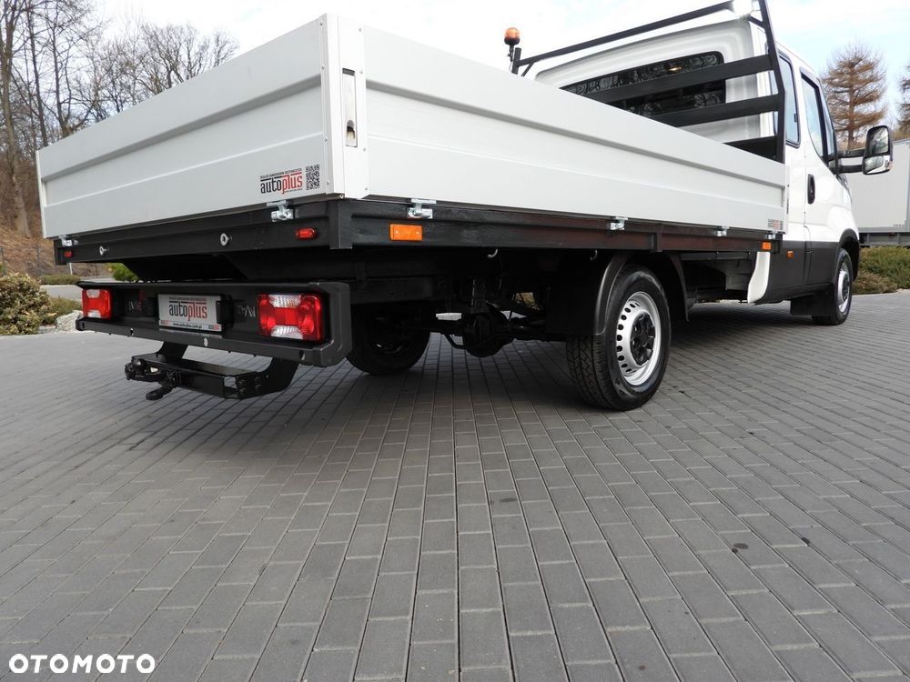 Iveco DAILY 35S16 SKRZYNIA PODWÓJNA KABINA DOKA 7 MIEJSC TEMPOMAT LEDY AUTOMAT HI-MATIC KLIMATYZACJA  160KM - 23