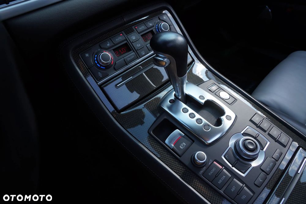 Audi S8 5.2 FSI Quattro - 23