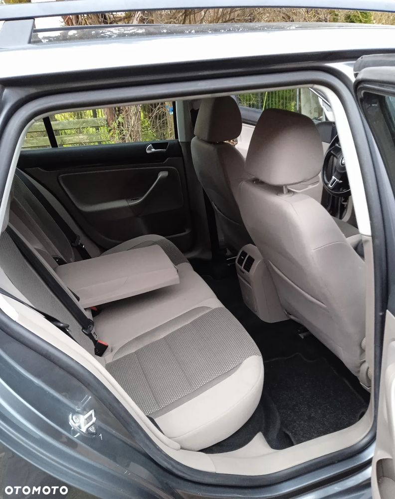 Volkswagen Golf Variant 1.6 TDI DPF Comfortline - 12