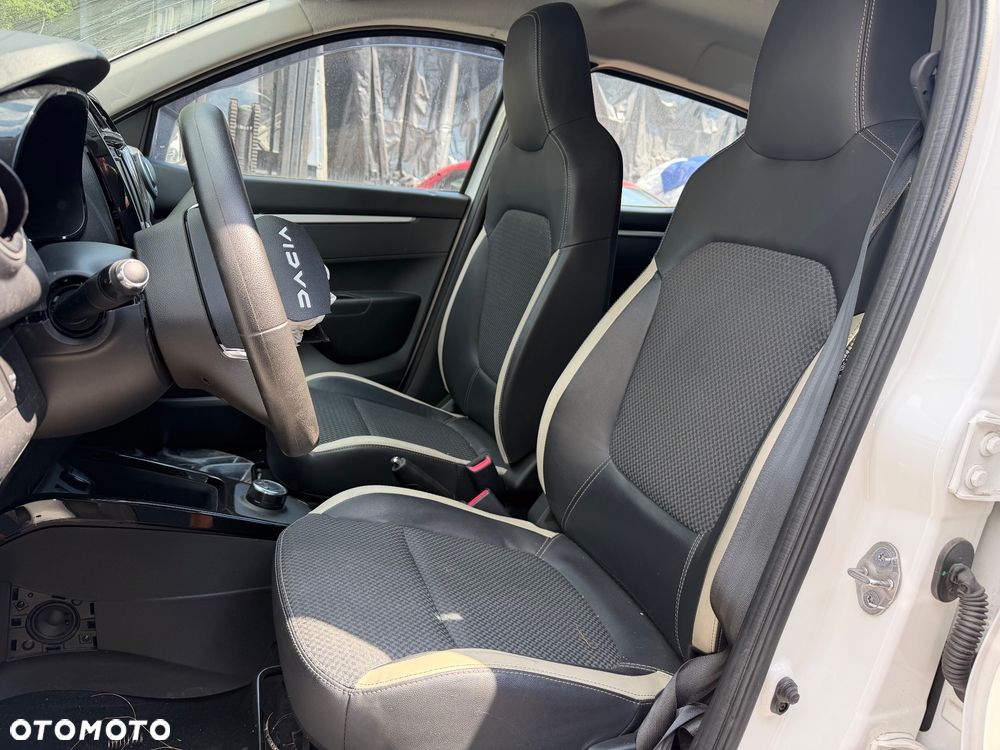 Dacia Spring - 10