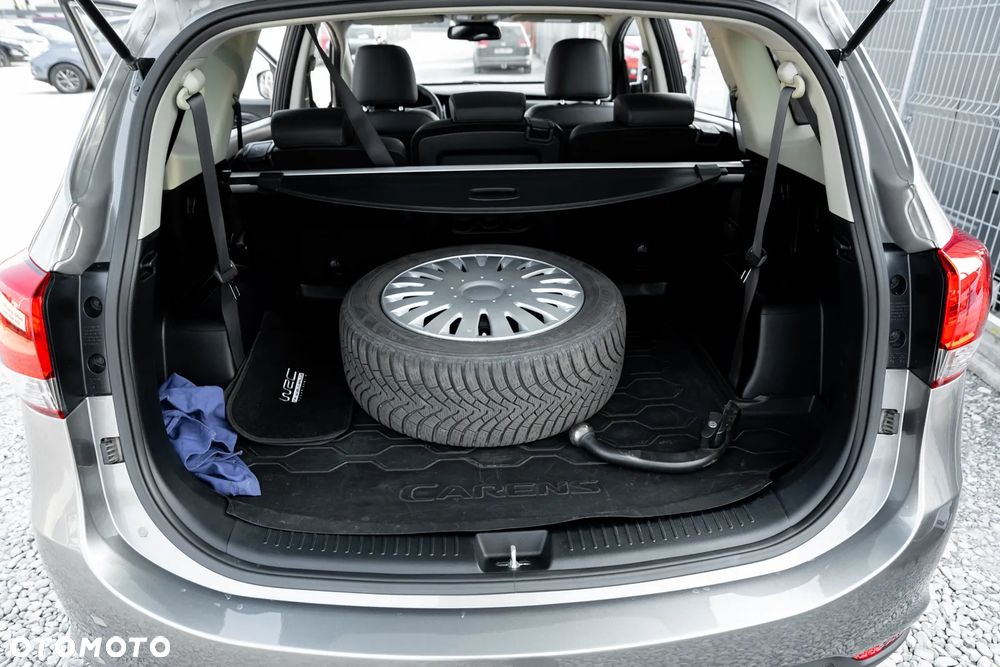 Kia Carens 1.6 GDI S 7os - 16