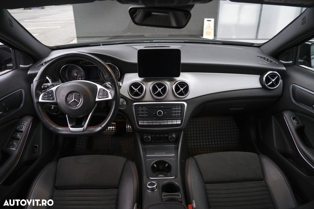 Mercedes-Benz GLA 220 4MATIC - 12