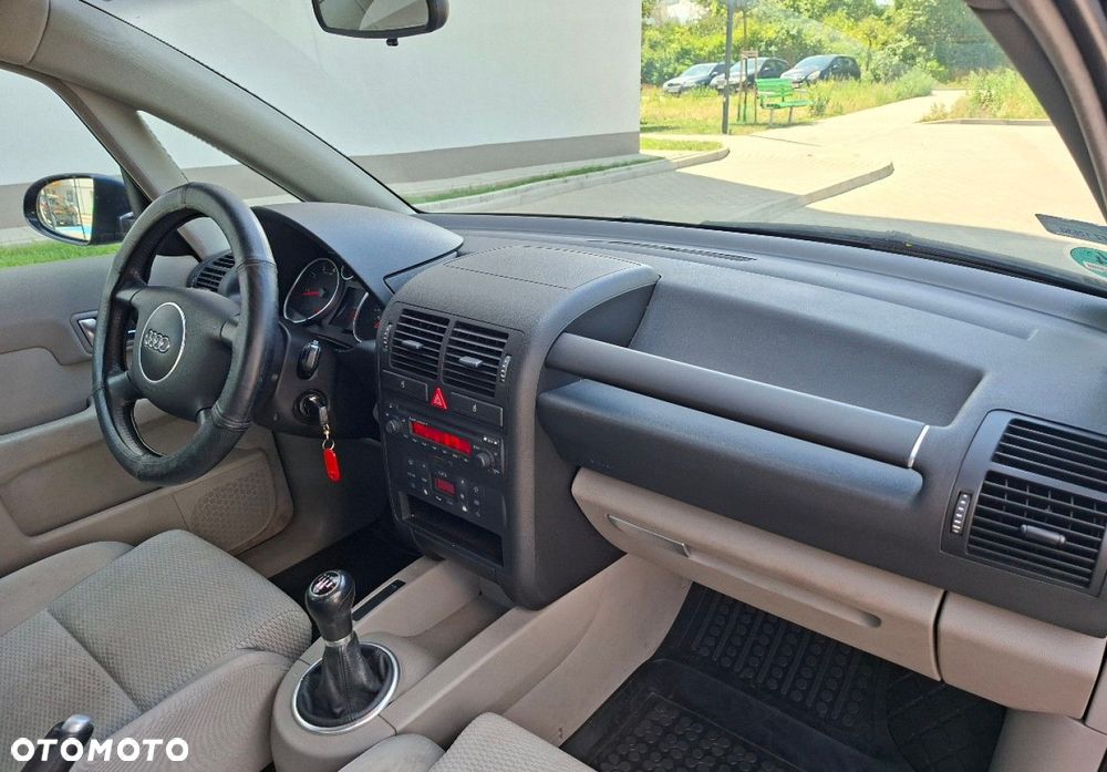 Audi A2 - 10