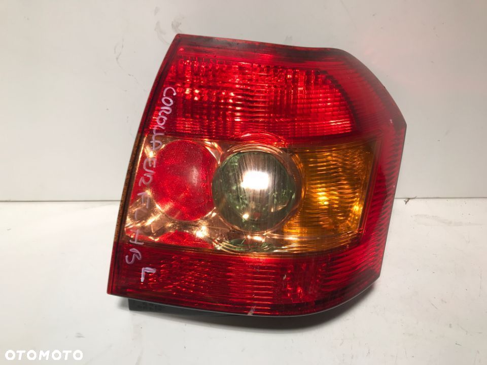 TOYOTA COROLLA E12 HB HATCHBACK LIFT LAMPA TYŁ TYLNA LEWA WYSYŁKA! - 1