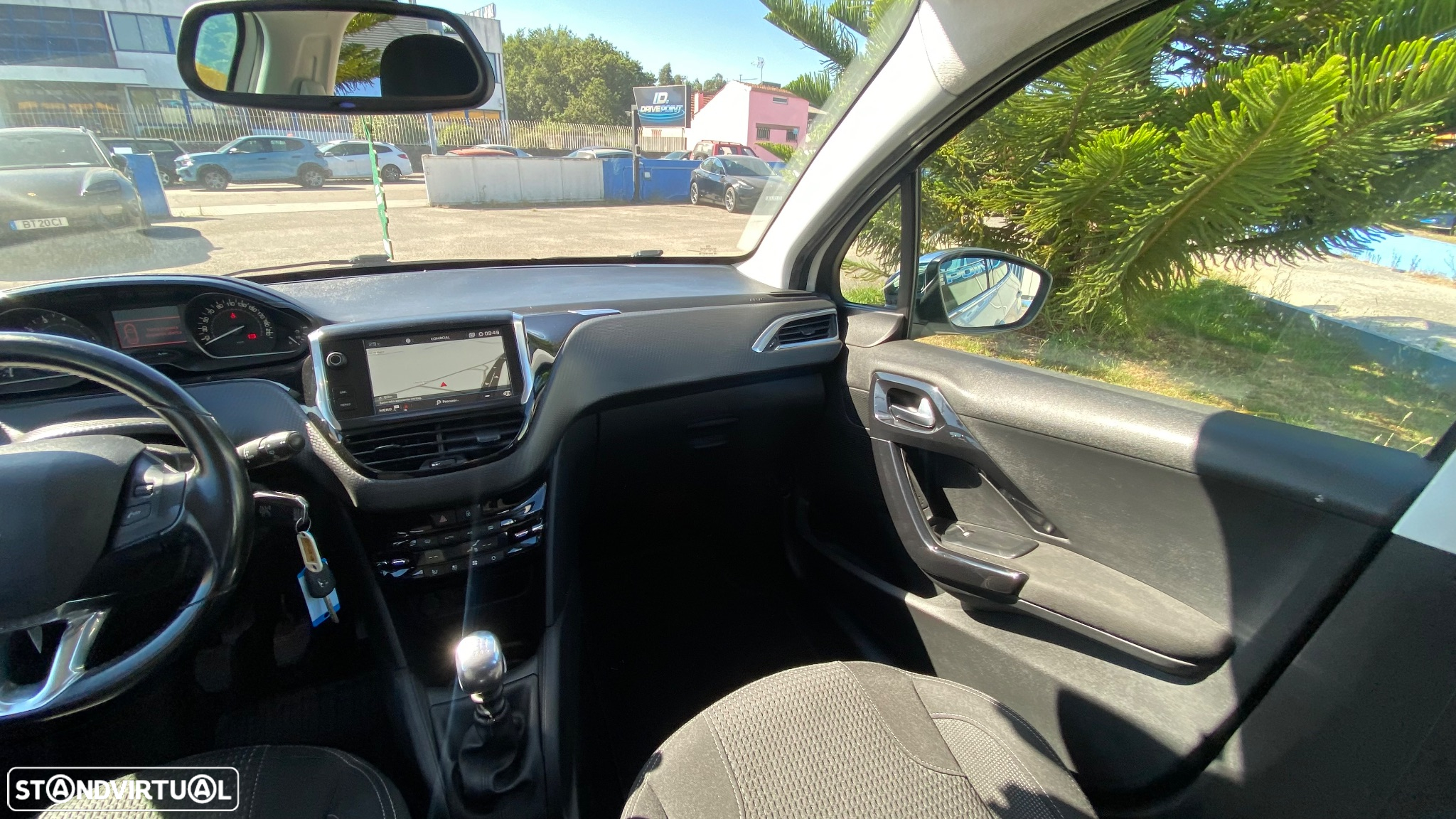 Peugeot 208 1.2 PureTech Allure - 25