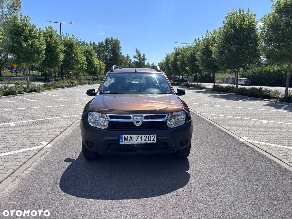 Dacia Duster 1.6 16V 105 4x2 Essentiel - 4