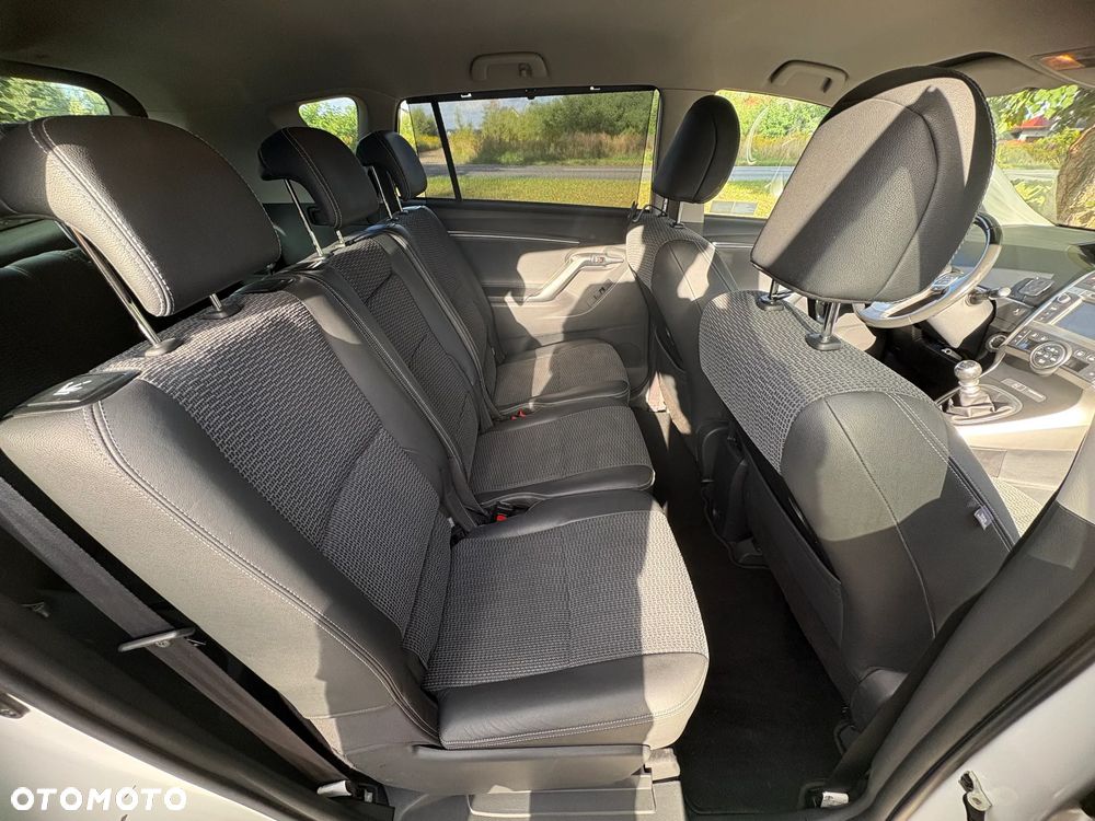 Toyota Verso 1.8 Premium EU5 7os - 22