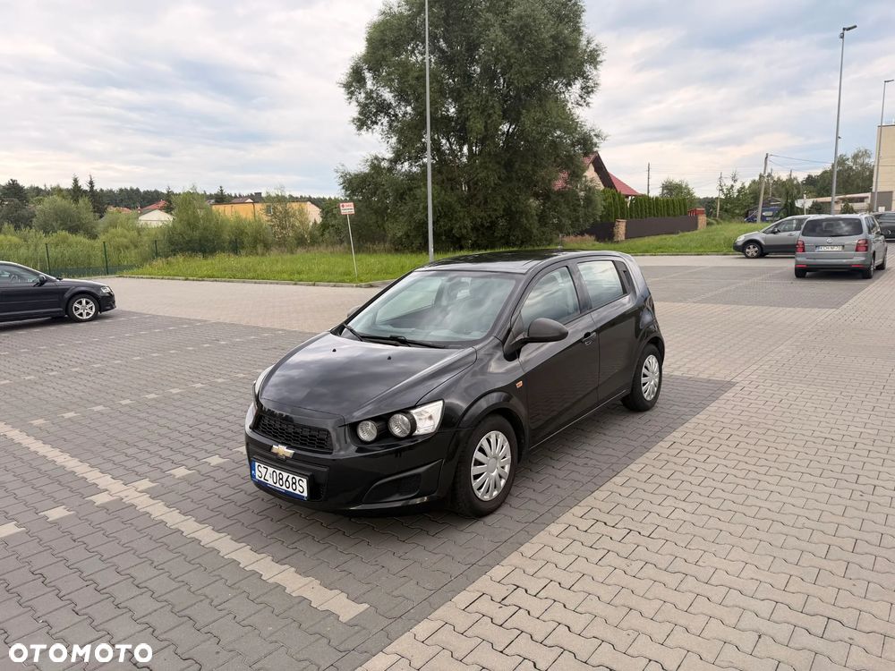 Chevrolet Aveo - 2