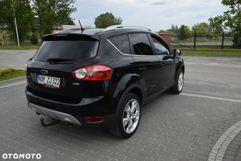 Ford Kuga 2.0 TDCi 2x4 Titanium - 11