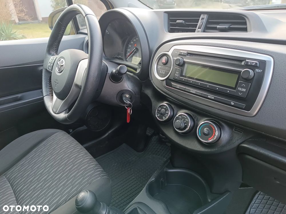 Toyota Yaris 1.0 Active - 27
