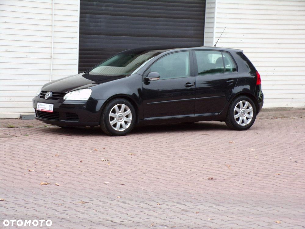 Volkswagen Golf - 8