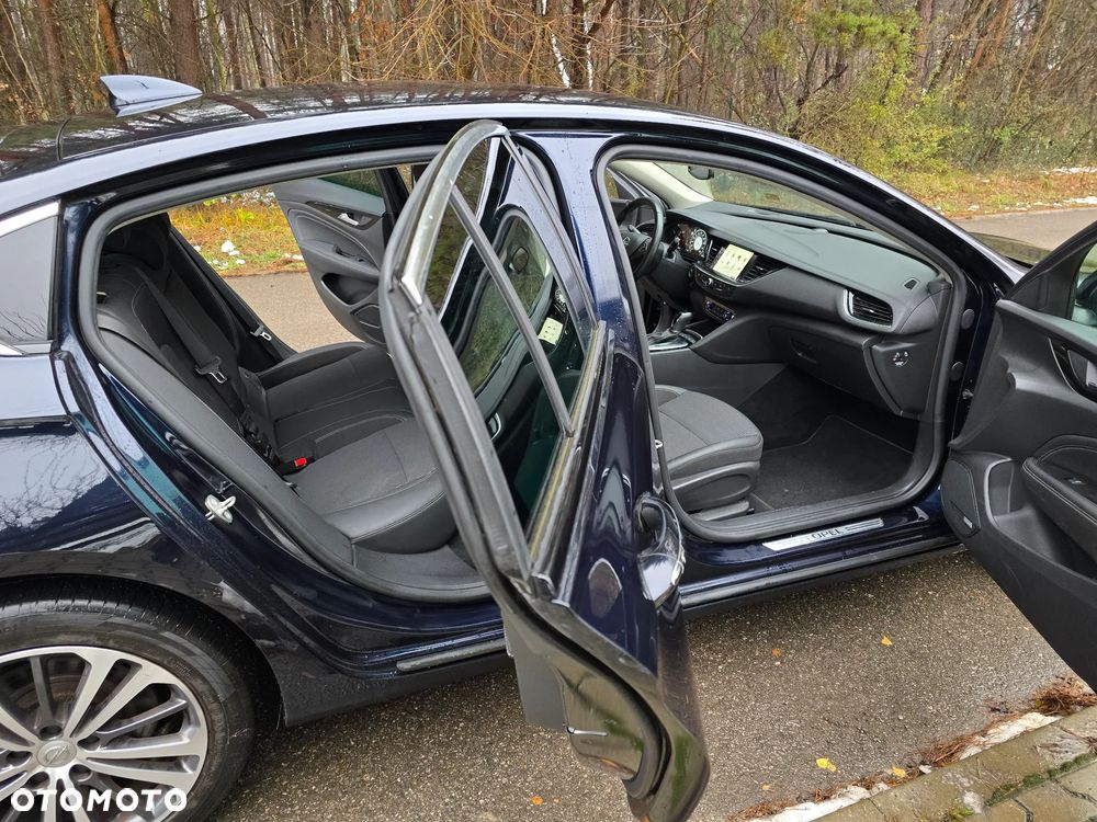 Opel Insignia 2.0 T 4x4 Exclusive S&S - 18