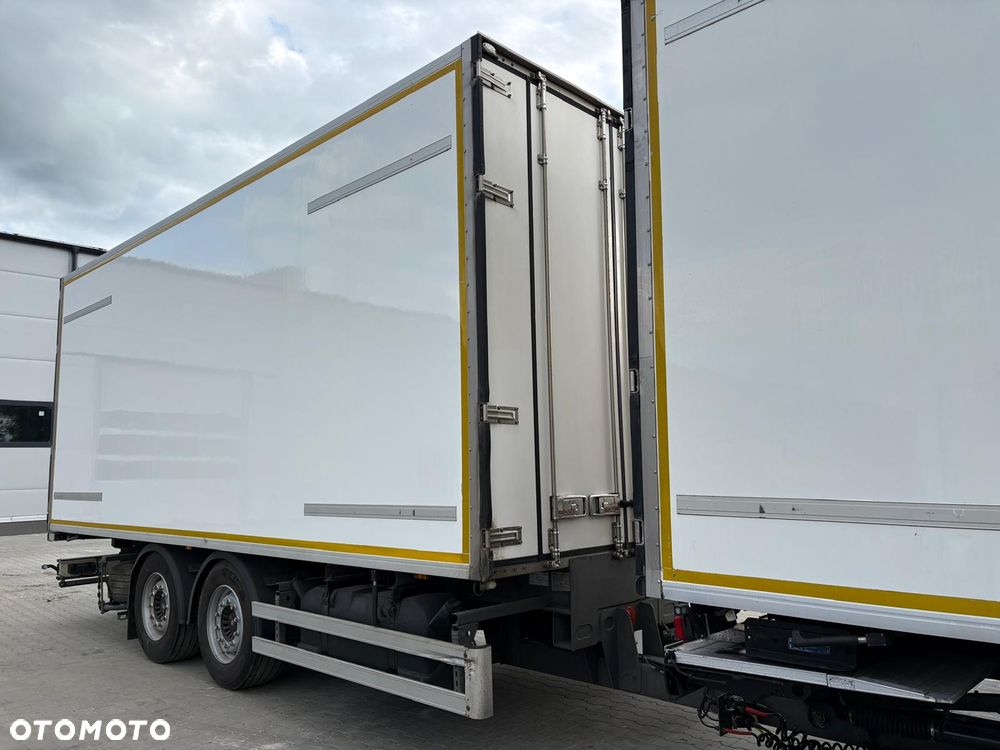 Mercedes-Benz Actros - 9