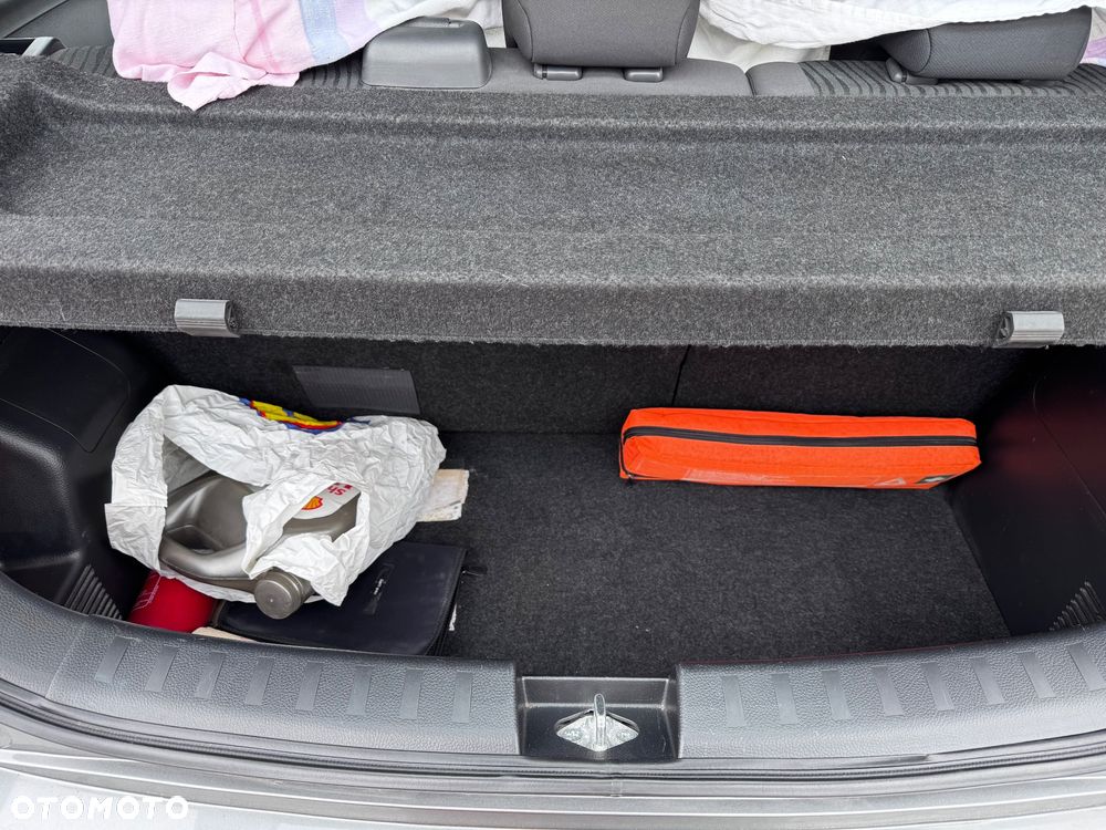 Suzuki Swift 1.2 Club - 4