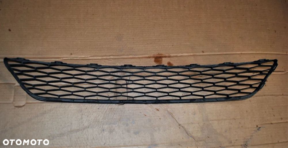 Kratka zderzaka środkowa Seat Exeo - 2