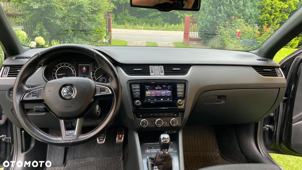 Skoda Octavia 2.0 TDI RS - 13