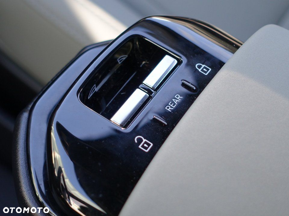 Volvo EX30 - 15