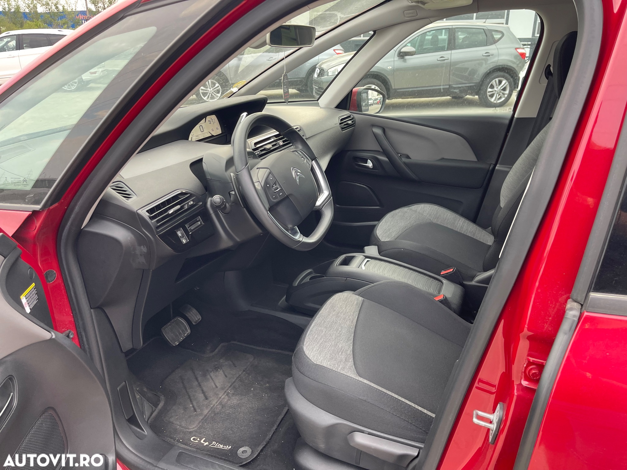 Citroën C4 Grand Space Tourer 1.5 BlueHDi S&S EAT8 Feel - 10