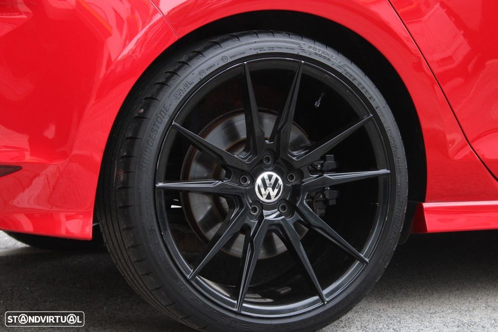 VW Golf R 2.0 TSI OPF 4Motion DSG - 25