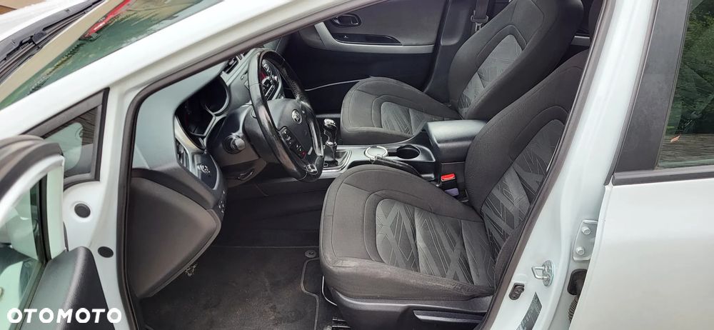 Kia Ceed 1.6 GDI Fifa World Cup Edition - 14