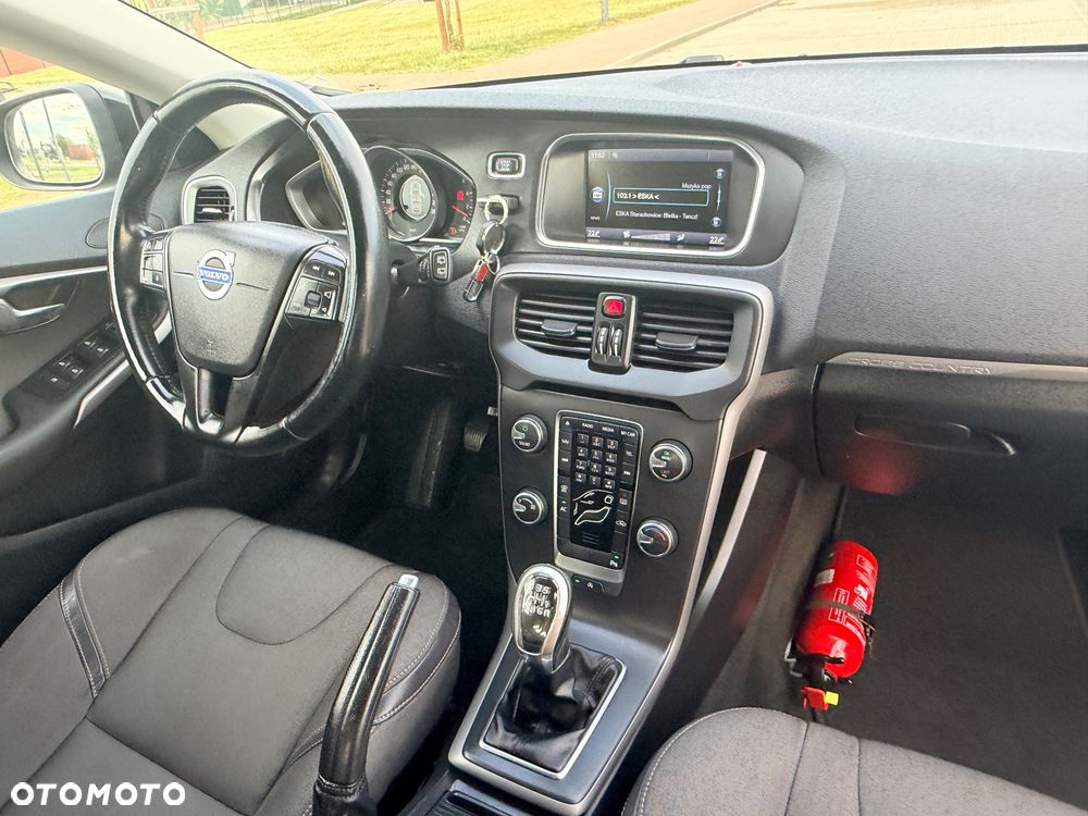 Volvo V40 Cross Country D3 - 28