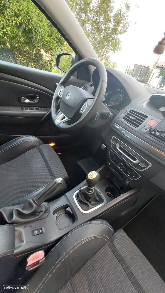 Renault Mégane Sport Tourer 1.5 dCi GT Line - 16