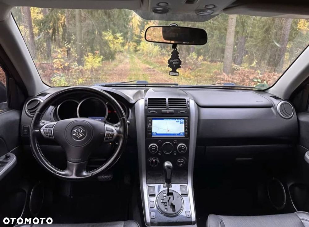 Suzuki Grand Vitara 3.2 V6 Elegance - 5