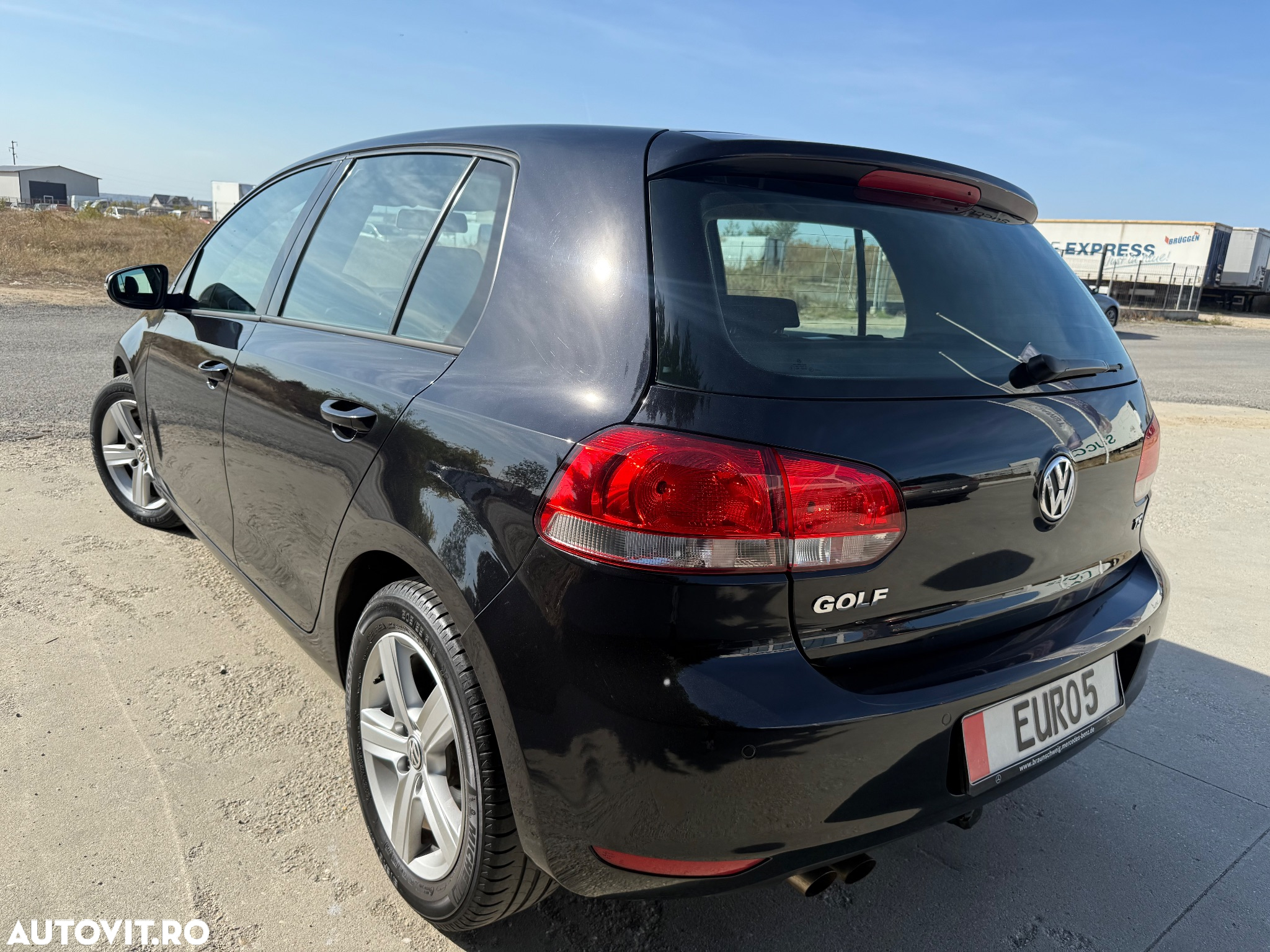 Volkswagen Golf 1.4 TSI Comfortline - 2
