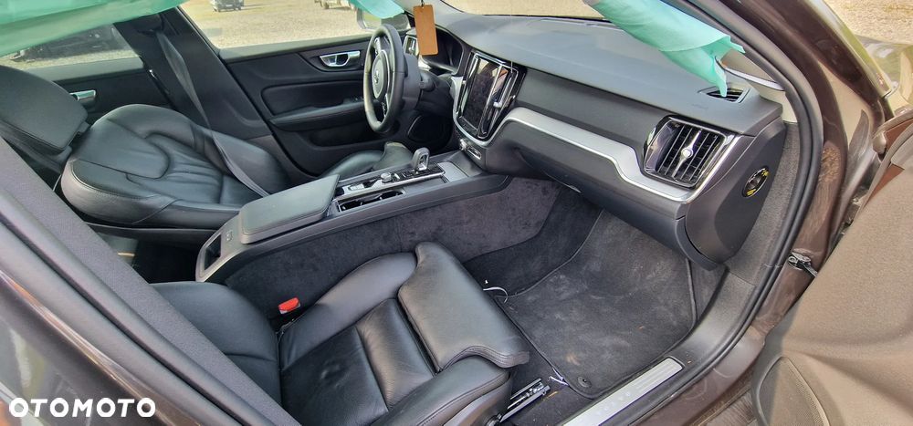 Volvo S60 B4 B Ultimate Dark - 13