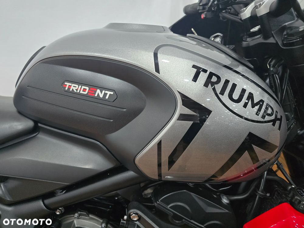Triumph Trident - 27