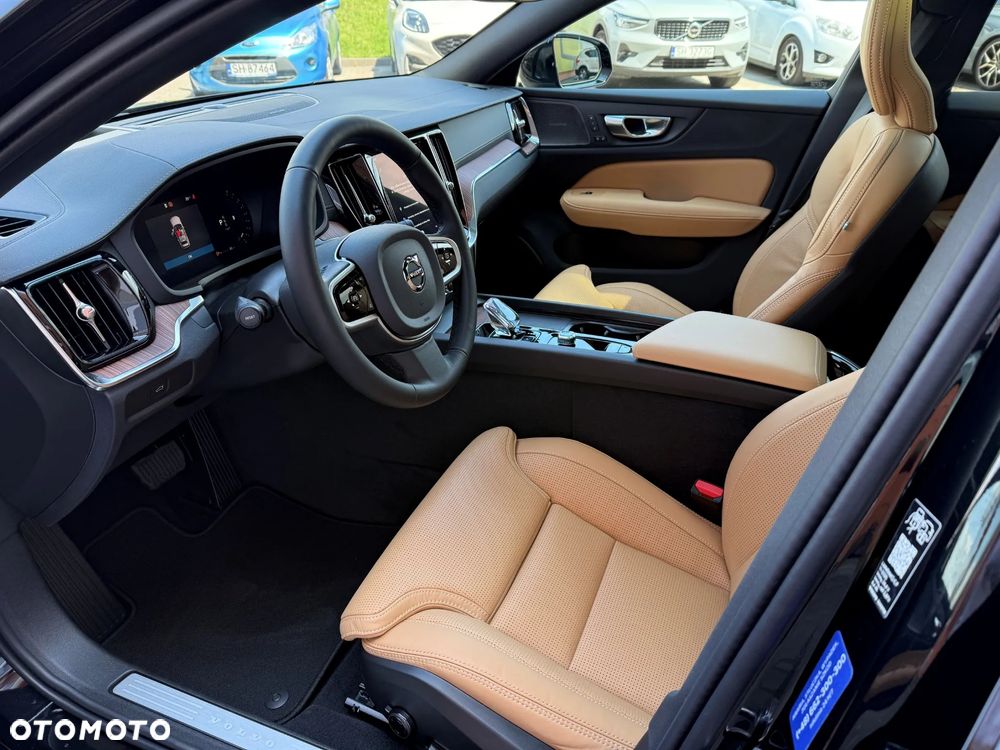 Volvo V60 B4 B Ultra Dark - 3