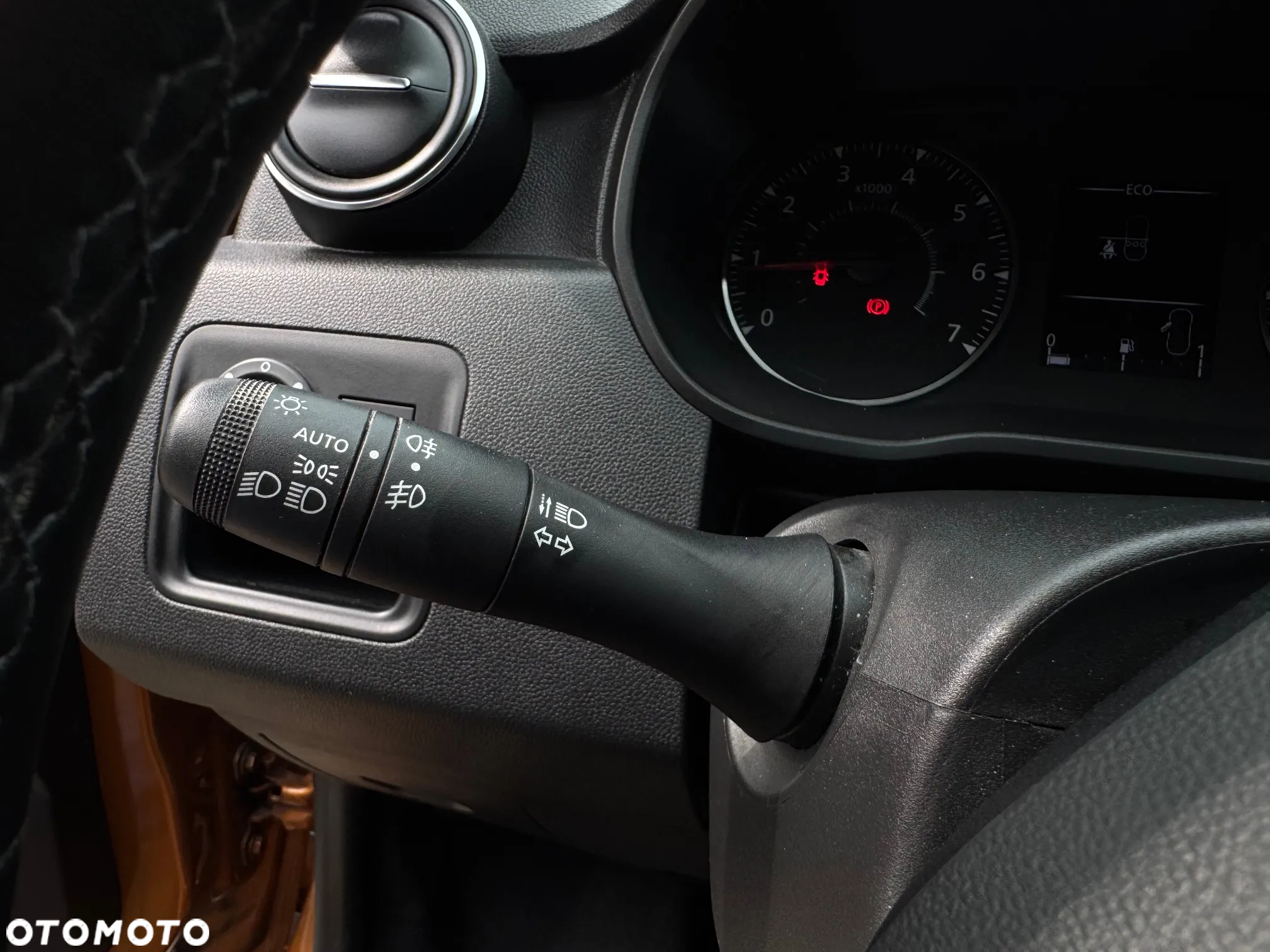 Dacia Duster 1.3 TCe FAP SL Look EU6d - 28