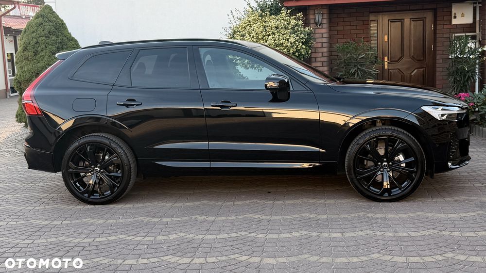 Volvo XC 60 B5 B AWD Ultimate Dark - 38