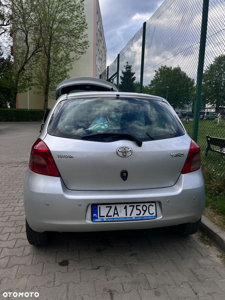 Toyota Yaris - 5