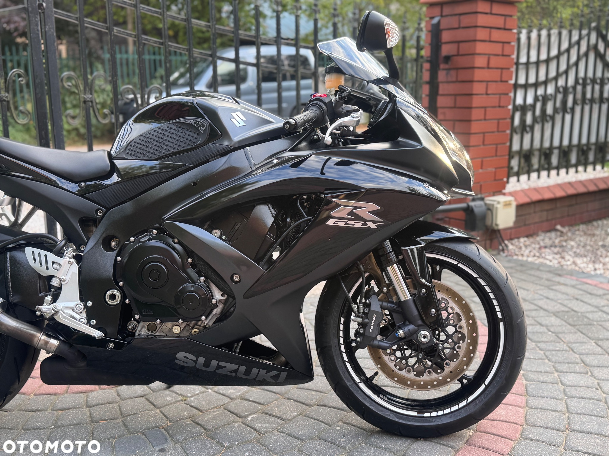 Suzuki GSX-R - 10