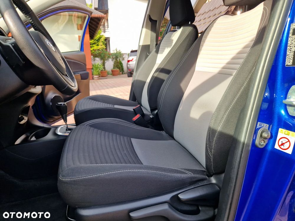 Toyota Yaris 1.5 Premium CVT - 19