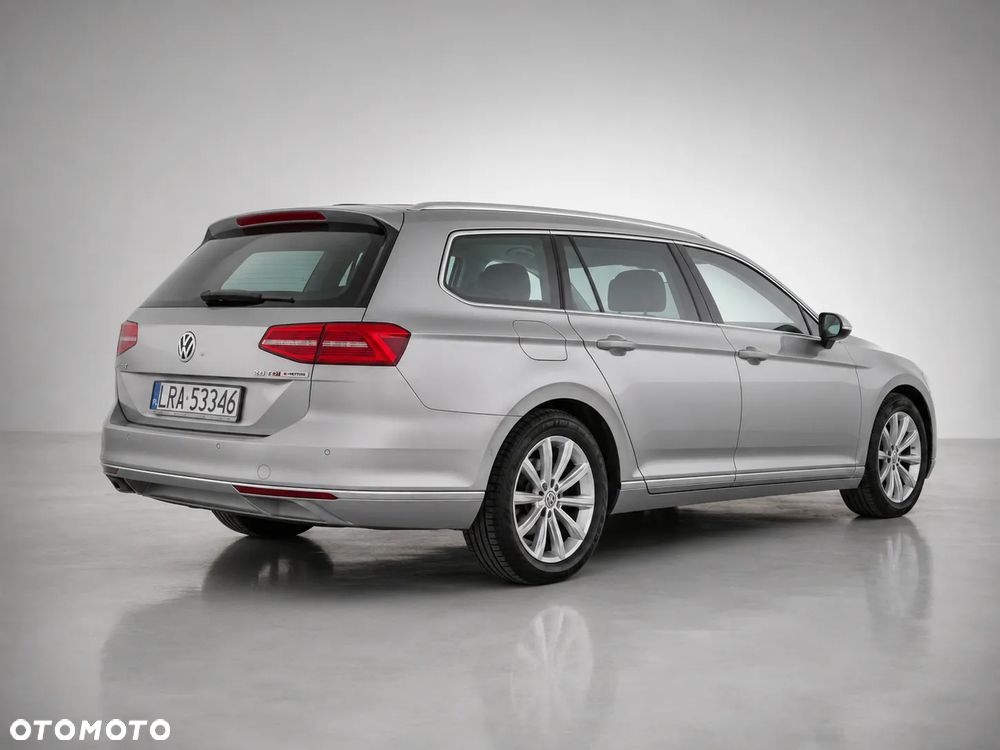 Volkswagen Passat 2.0 TDI BMT Highline DSG - 4