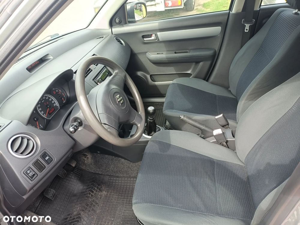 Suzuki Swift 1.3 Comfort - 10