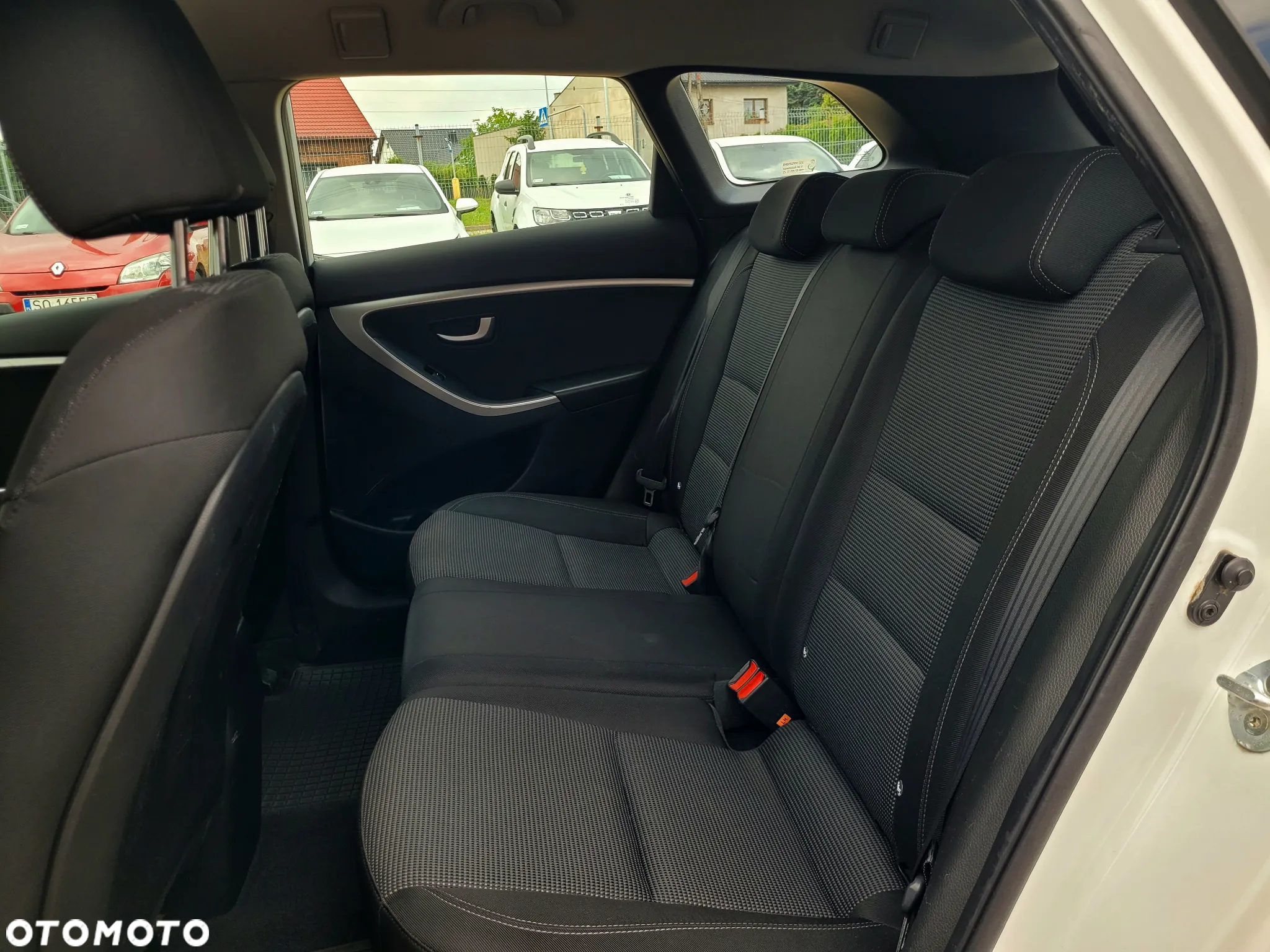 Hyundai i30 1.6 GDI Classic + - 7