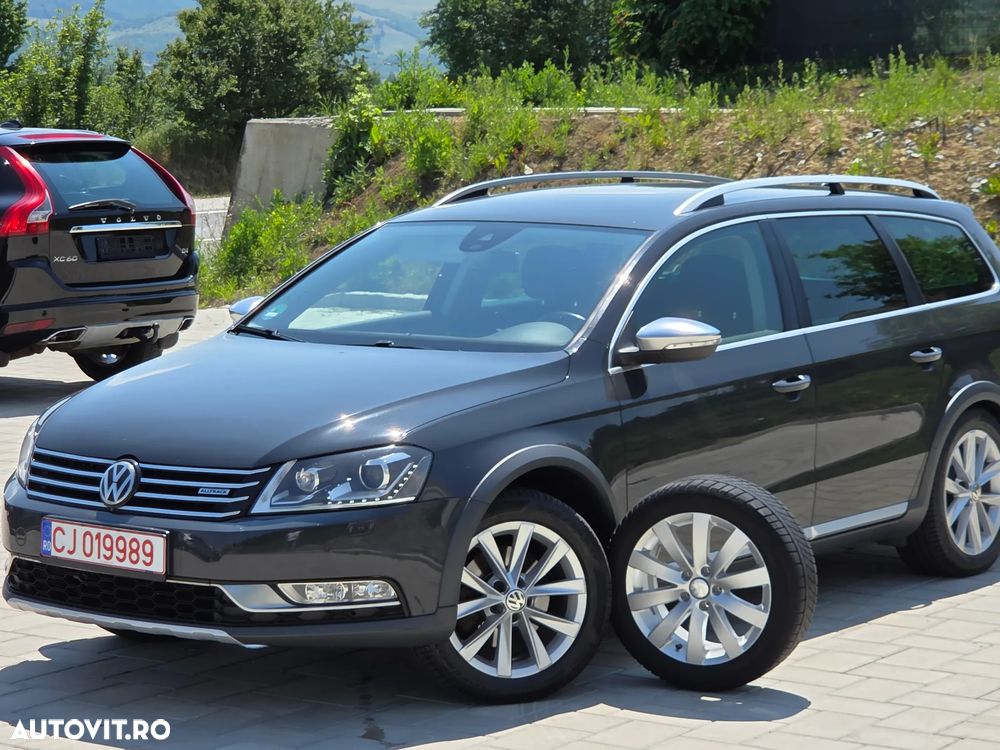 VOLKSWAGEN Passat Alltrack