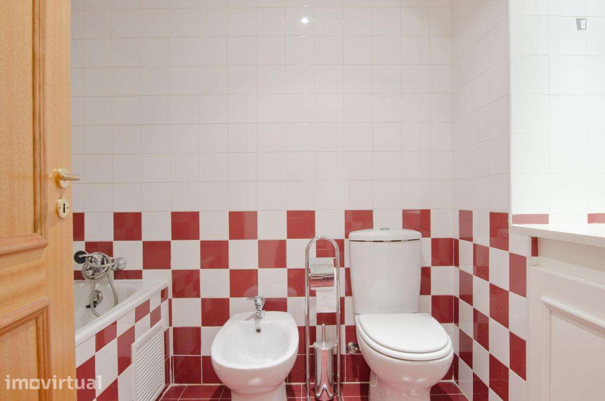 Quarto - localizado em Lumiar Lisbon - Grande imagem: 5/20